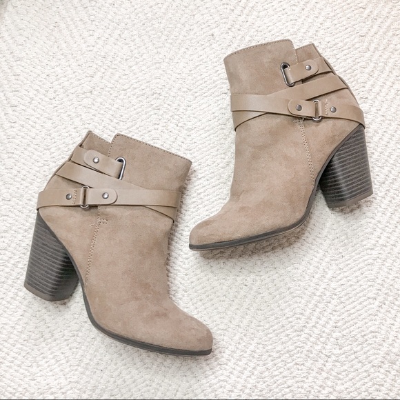 Massini Shoes - Massini | Strappy Suede Taupe Stacked Heel Ankle Boots Size 6.5